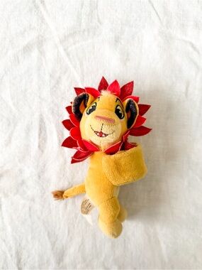 Disney Lion King Simba Feather Mane Cutie Cuff Series 4 slap band